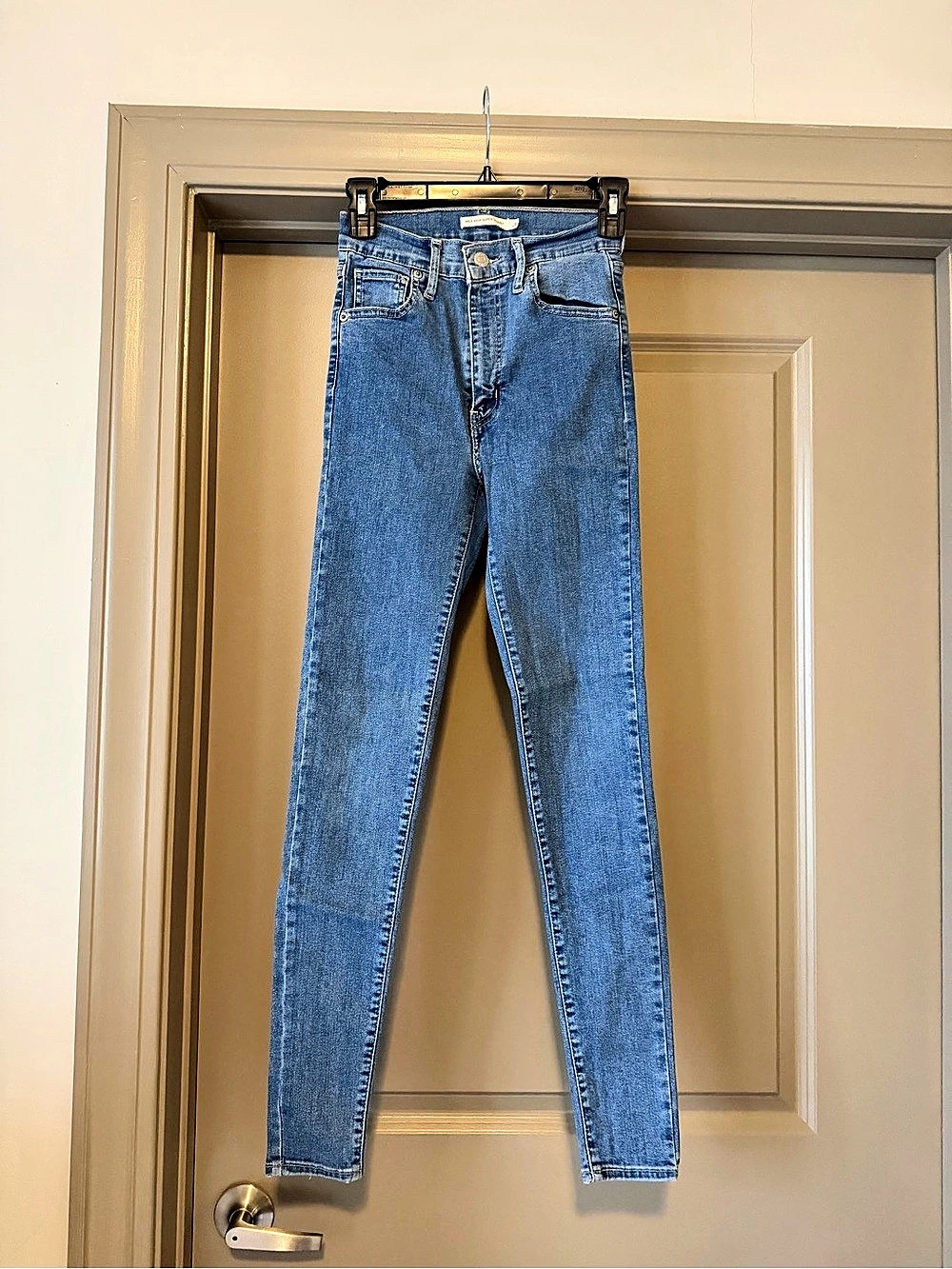 Levi's Mile High Super Skinny Jeans in Blue Waist 26 Like New